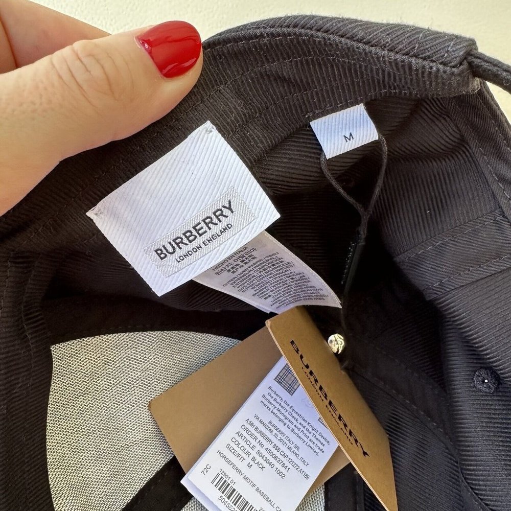 NWT Burberry Unisex US M Horseferry Embroidered Baseball Cap Black 8043040 - Picture 4 of 8